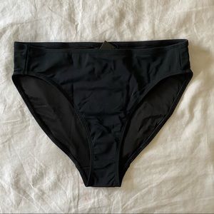 Black bikini bottom NWT